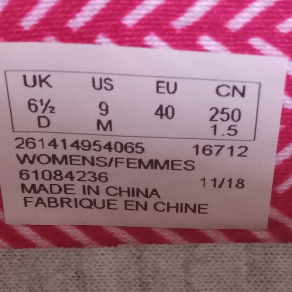 NWOT | Beautiful | Cloudsteppers by Clarks | Step Glow Slip | Womens | Size: 9M - Picture 11 of 13